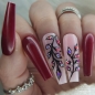 Preview: Weinrot Blätter Ast Strasssteine Herbstnägel Nageldesign Ideen - Nails