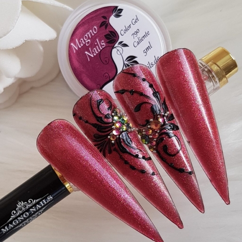 Preview: Rote Nägel mit Schnörkel -Nageldesign Ideen