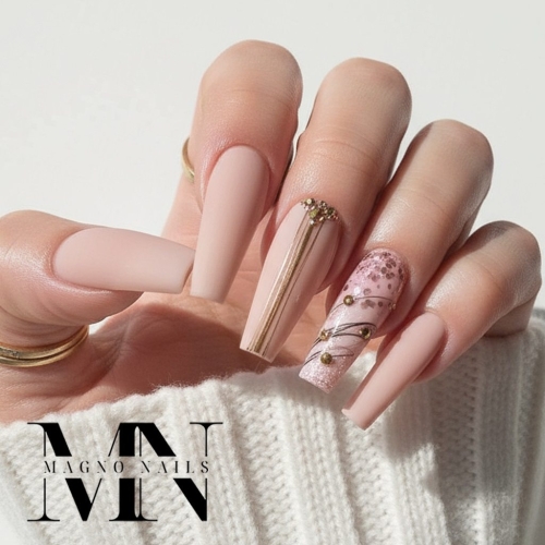 Preview: Farbgel - Beige Nude Pastel Winter Nägel - Nageldesign Ideen