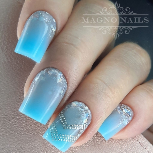 Preview: Pastel Blau Polygel Polyacryl Acrylgel Nägel kurz Schlicht Sommer