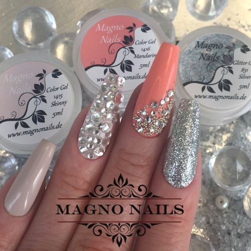 Preview: Pastel Orange Nägel - Nageldesign Ideen