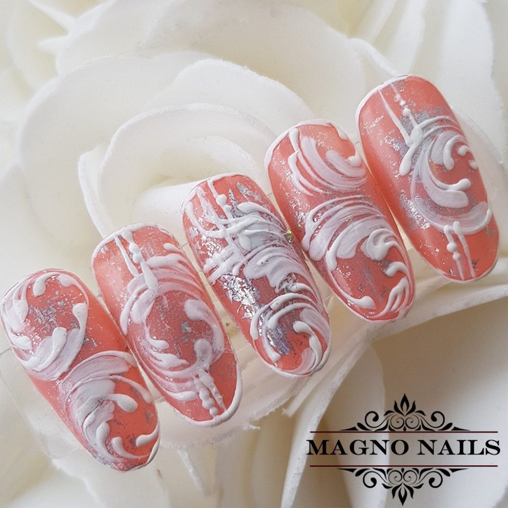 Naildesign Ideen - Sommer Nägel Apricot Pfirsich Schnörkel matt