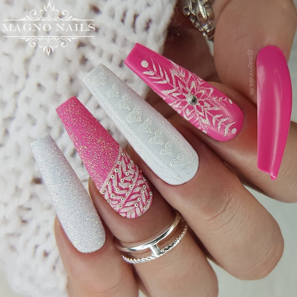 Pink Weiß Glitter Gliltzer Nail Art winternägel Winter Nageldesign Ideen