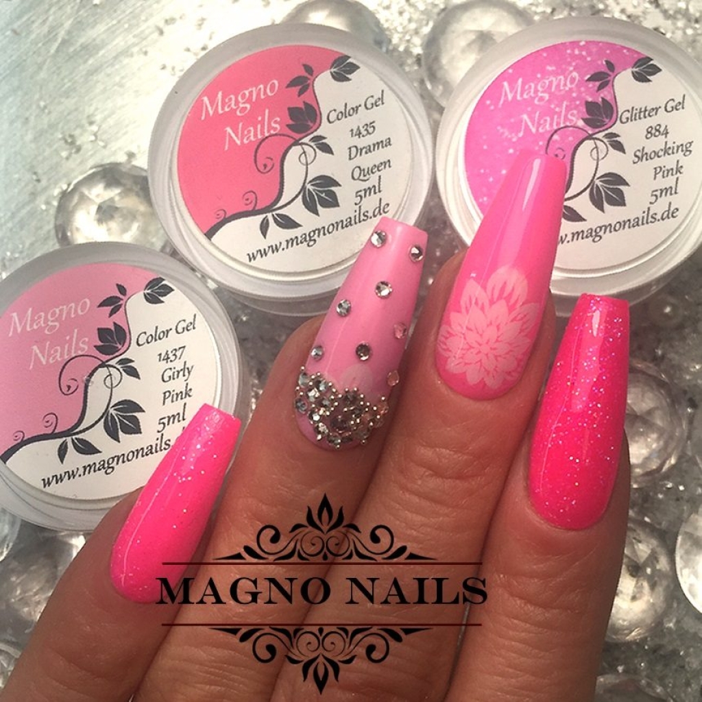 Naildesign Ideen - Sommer Pinke Nägel Strass